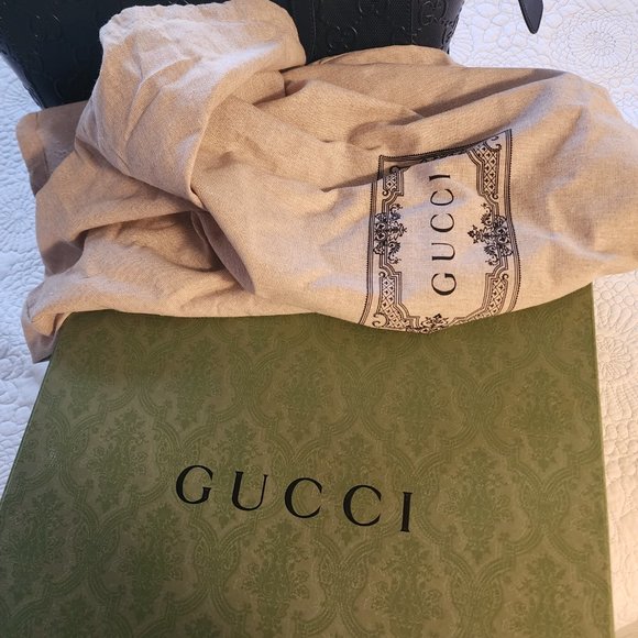 Calfskin GG Embossed Tote Bag Black - Picture 13 of 13